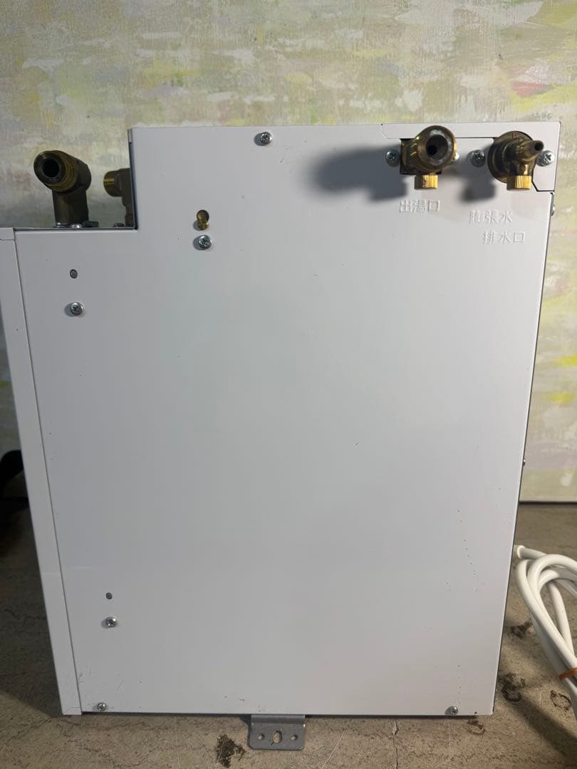 j*0様 TOTO 小型電気温水器 REKB12A12 12L