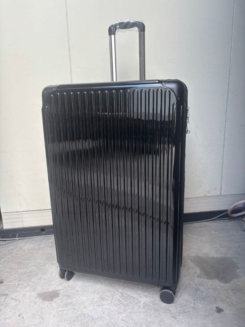 大容量特大LLサイズ　スーツケース鏡面加工 キャリーケース黒色150L32インチ