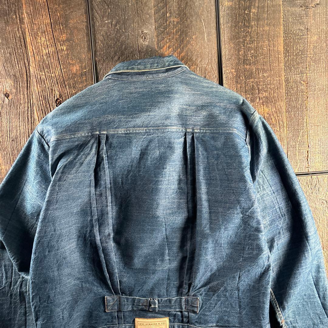 古着　USA製　リーバイス　プリーツブラウス　42 L レザーパッチ　希少.