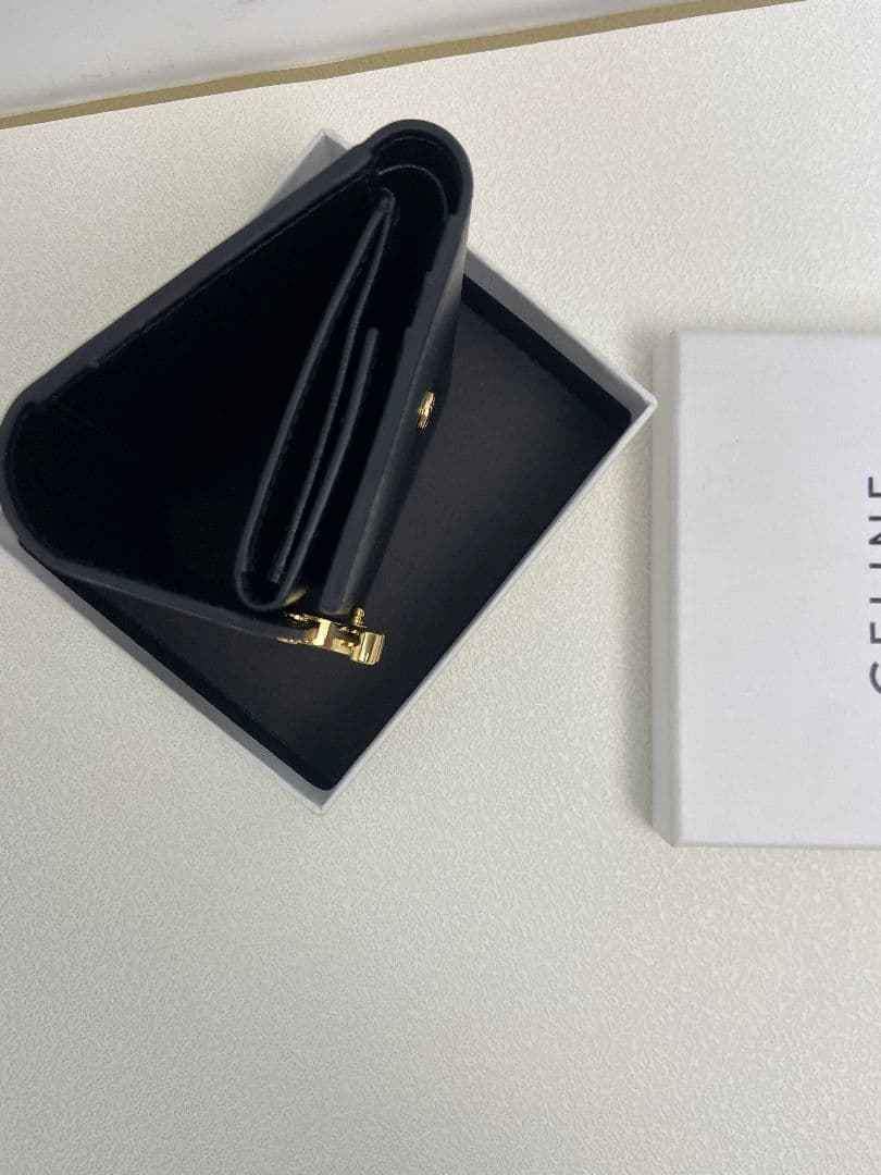 CELINE　ブラック　三つ折り財布