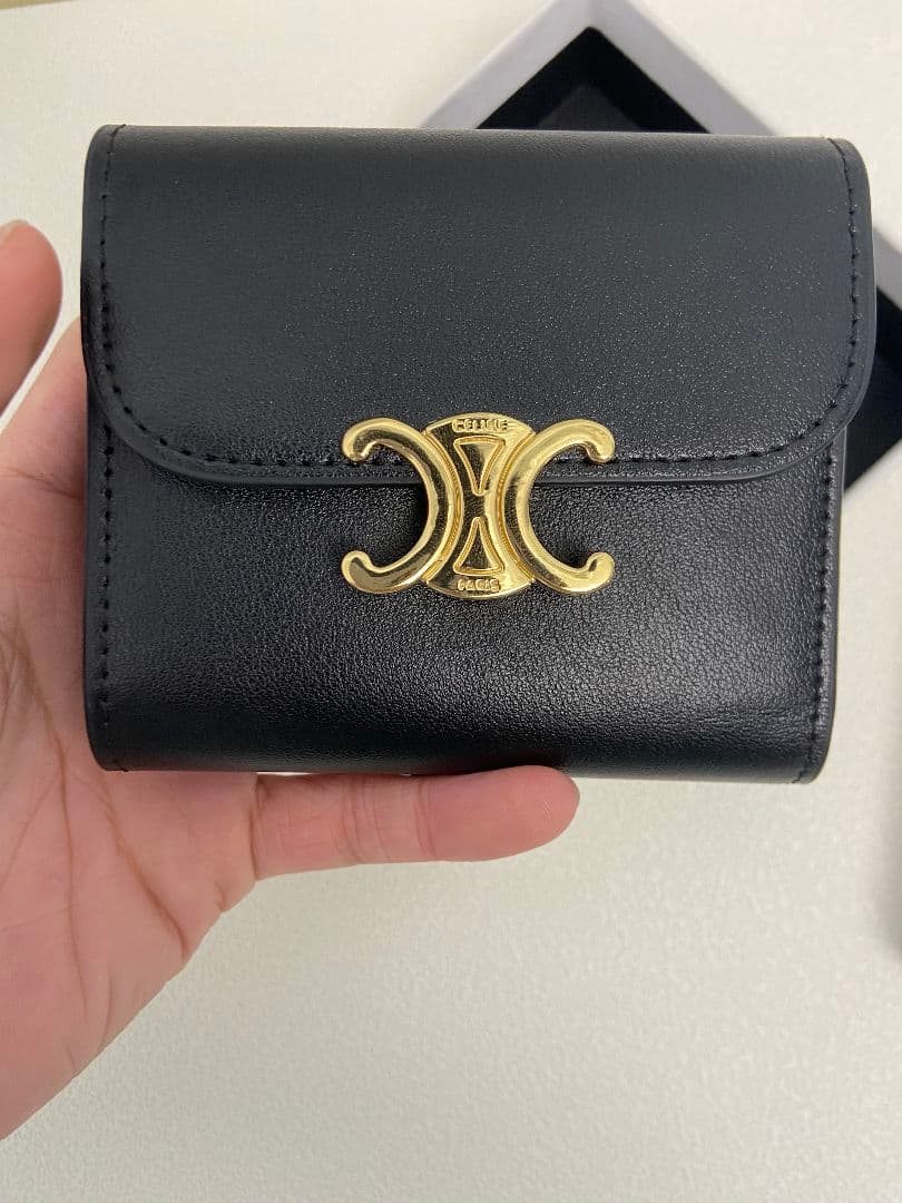 CELINE　ブラック　三つ折り財布