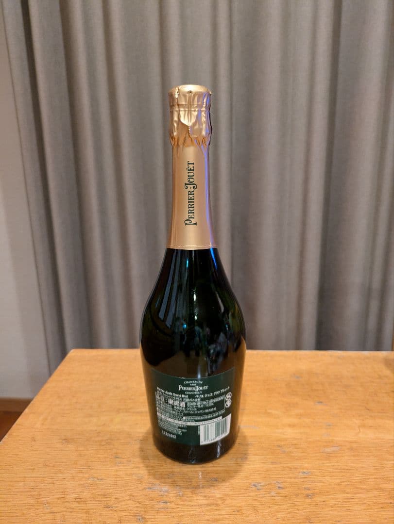 【新品・未開封・正規品】ペリエ・ジュエ　グランブリュット　９本セット