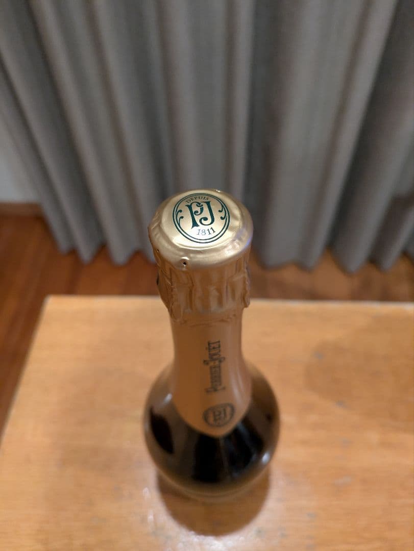 【新品・未開封・正規品】ペリエ・ジュエ　グランブリュット　９本セット