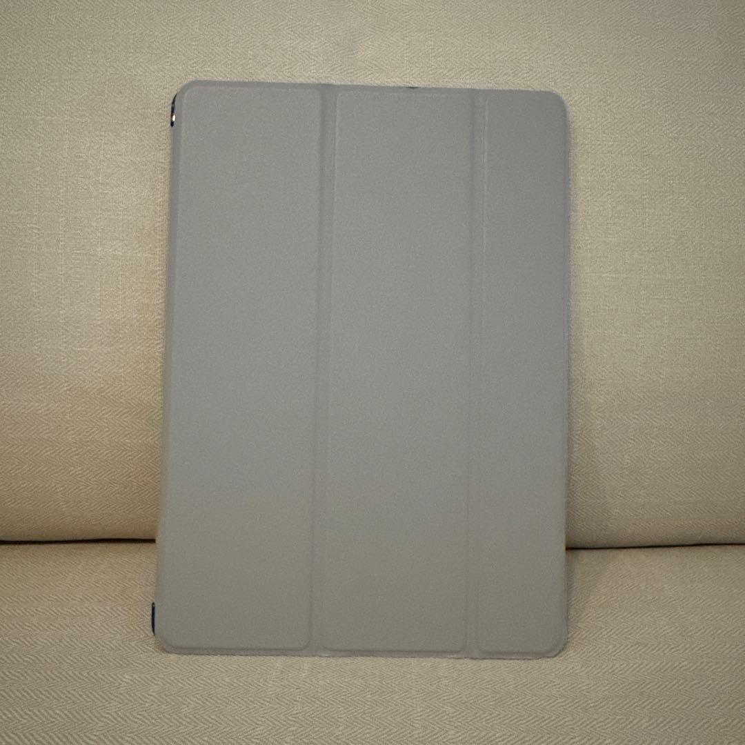 【ラピッド】Apple iPad シルバー　本体　第6世代　32G