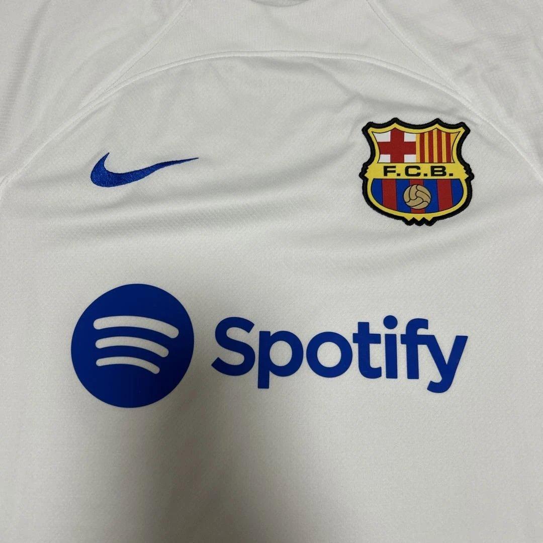 NIKE ナイキ　バルサ　バルセロナ　ユニフォーム　Tシャツ　新品　M