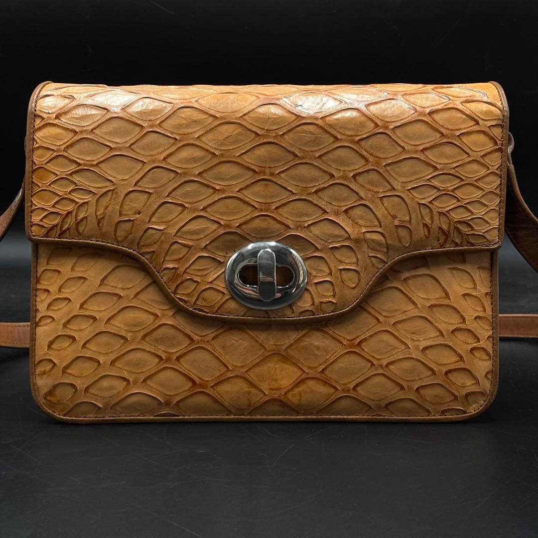 センザンコウ 穿山甲 ショルダーバッグ ターンロック ブラウン