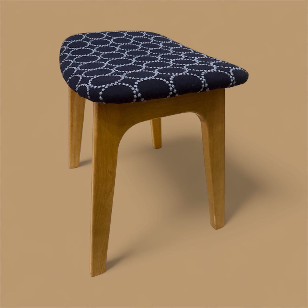 サンプル展示品　ミナペルホネン生地スツール 数量限定1点　 チャア　イス　未使用