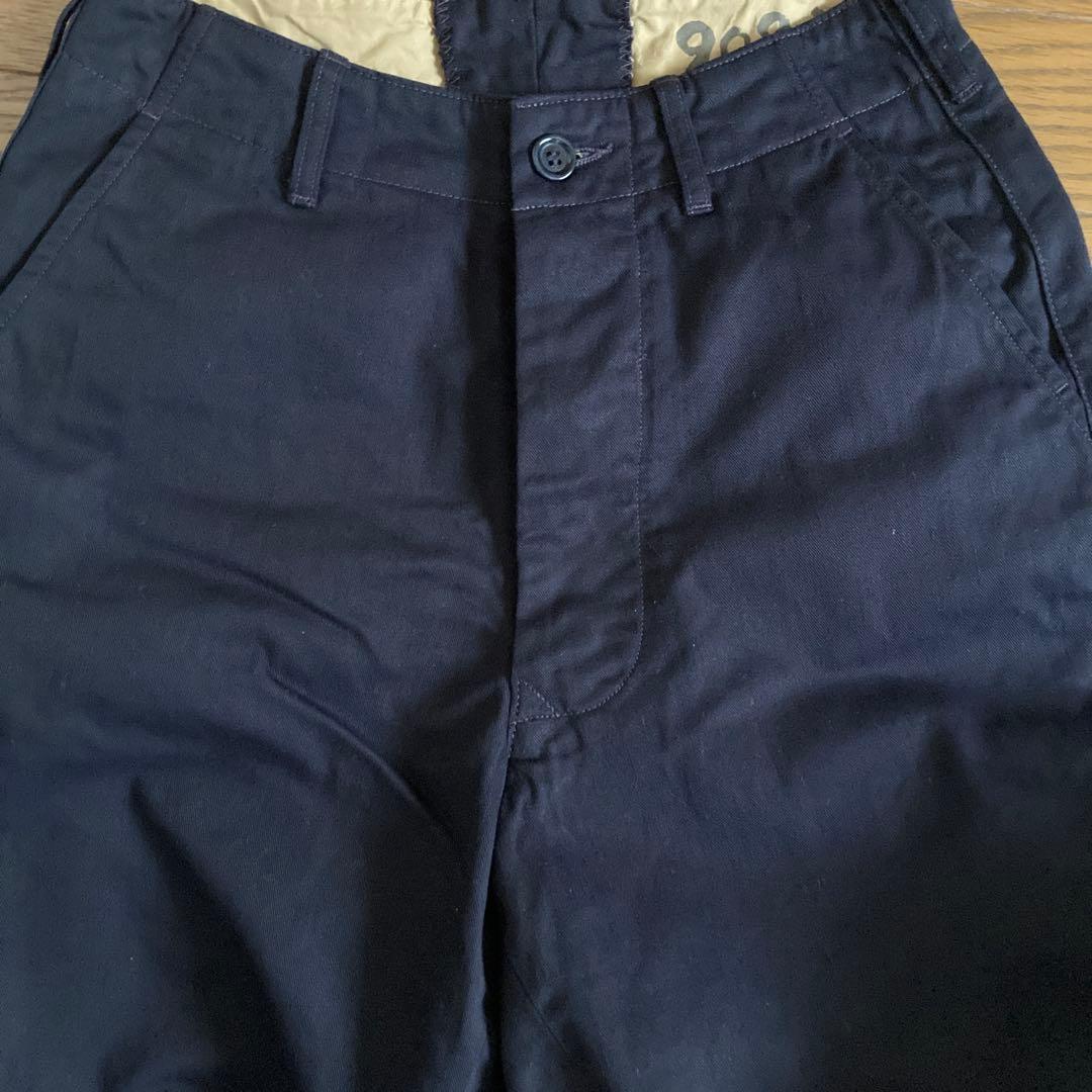 美品45R908チーゴパンツ