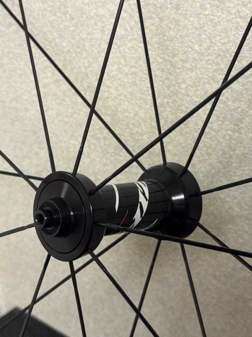 ZIPP202 カーボンホイール チューブラー シマノ11〜12速　リムブレーキ