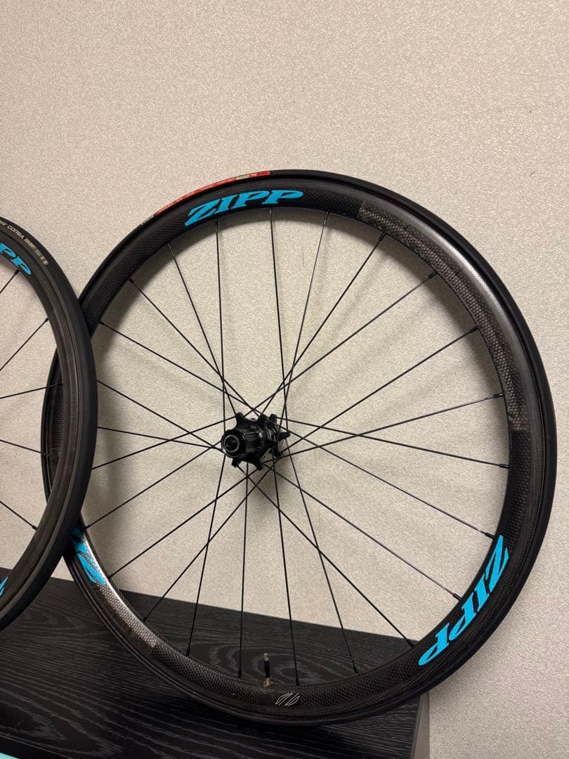 ZIPP202 カーボンホイール チューブラー シマノ11〜12速　リムブレーキ