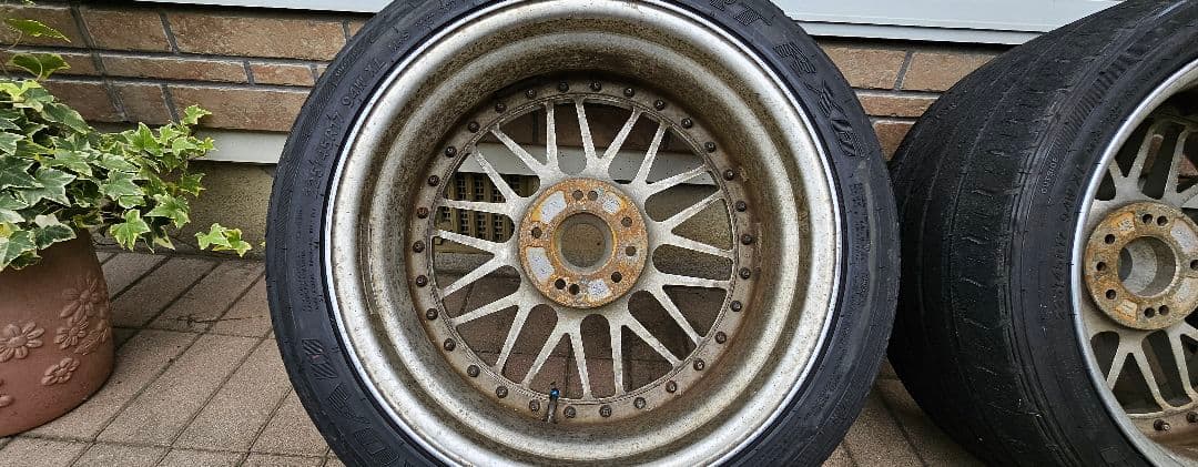 s*o様 メーカー不明　メッシュホイール