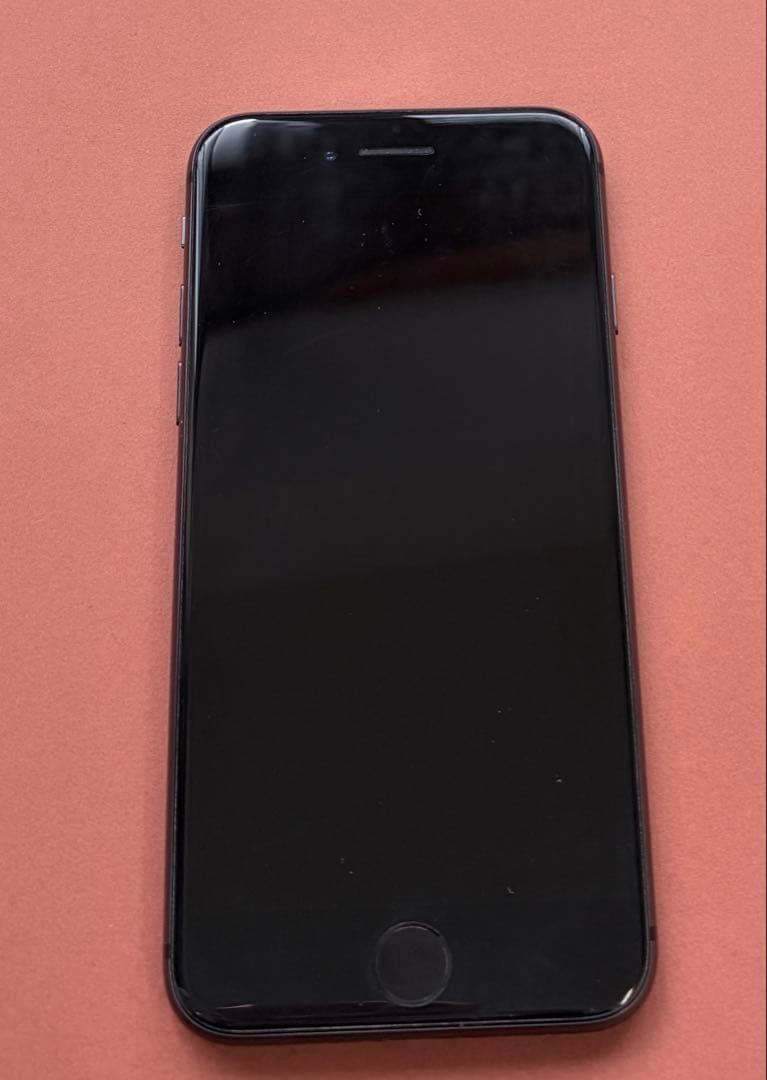 iPhone 8 スペースグレー 本体