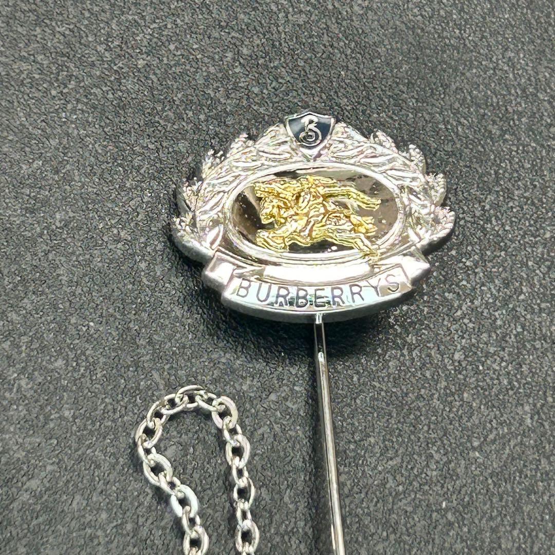 極美品　バーバリー　シルバーにゴールドホースロゴ　ラペルピン　ピンブローチ