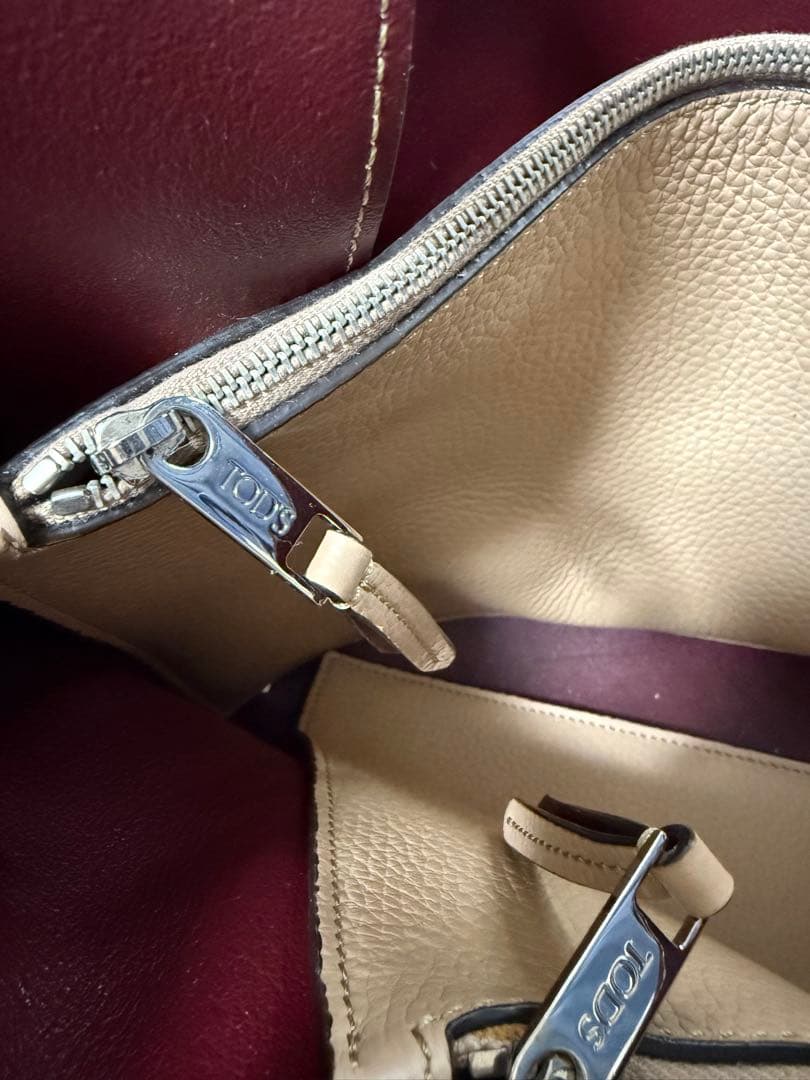 【TOD’Sのレザートート】