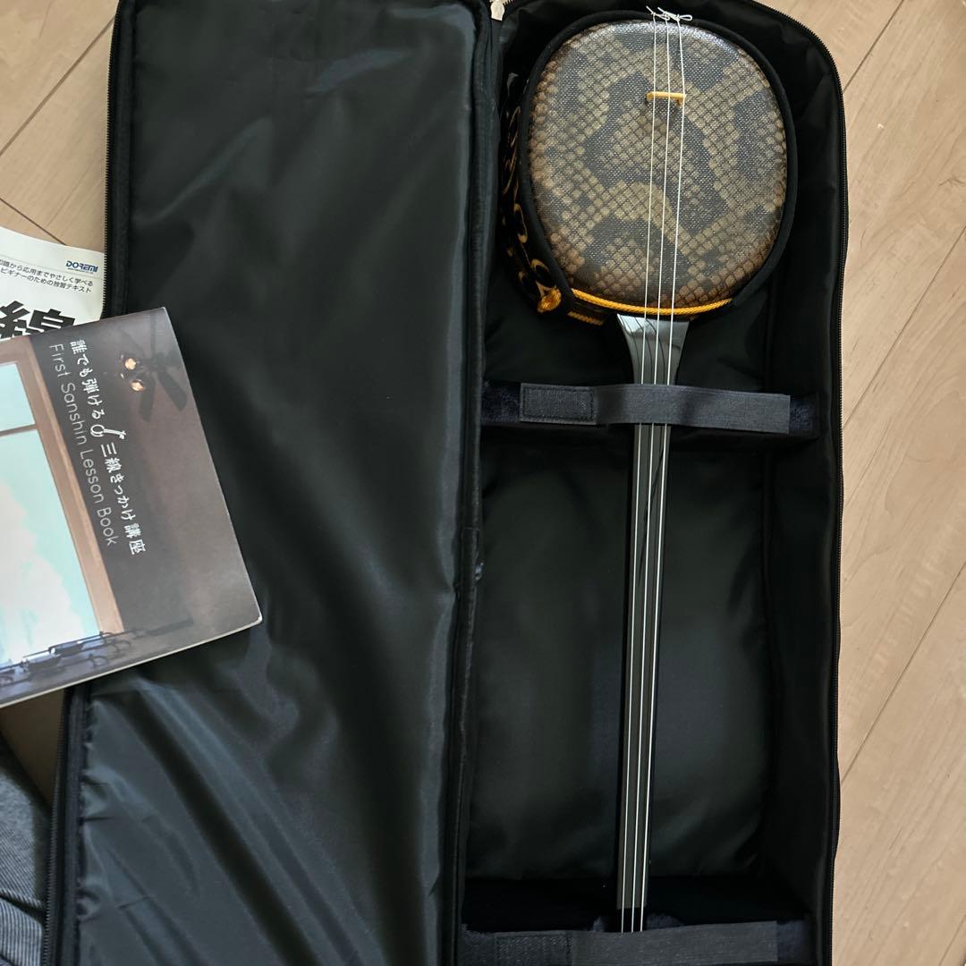 木*下様 沖縄三味線　三味線本体 ヘビ柄 ケース付き