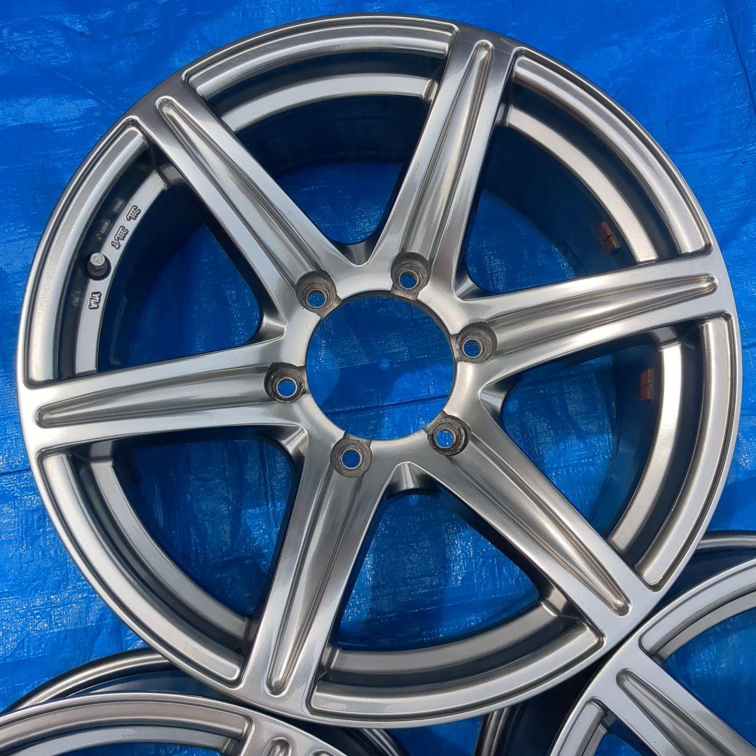 アーバンスポーツ ４本 ハイエース 送料込み可能