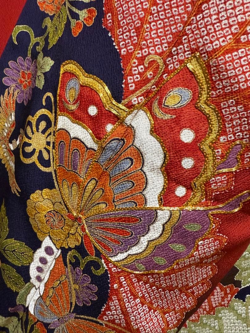 正絹振袖フルセット★金駒刺繍★舞蝶花紋様★絞り加工