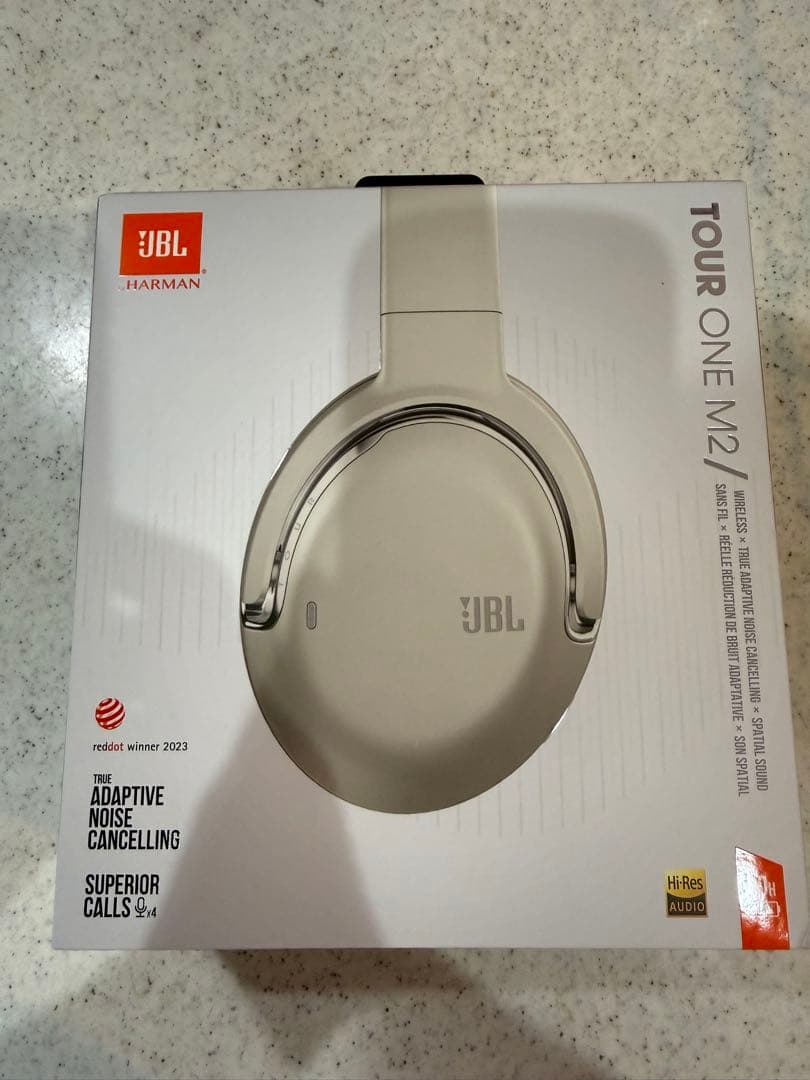 JBL TOUR ONE M2 ワイヤレスヘッドホン
