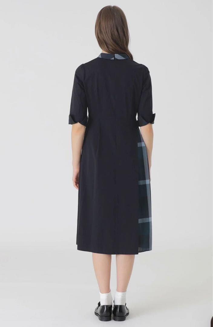 今期新作 ブルーレーベルクレストブリッジのワンピース