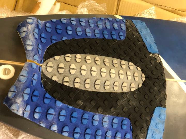 サーフボード+ウエットスーツ（BILLABONG）『プレゼント付き』