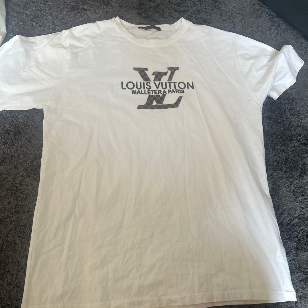 LOUIS VUITTONホワイト