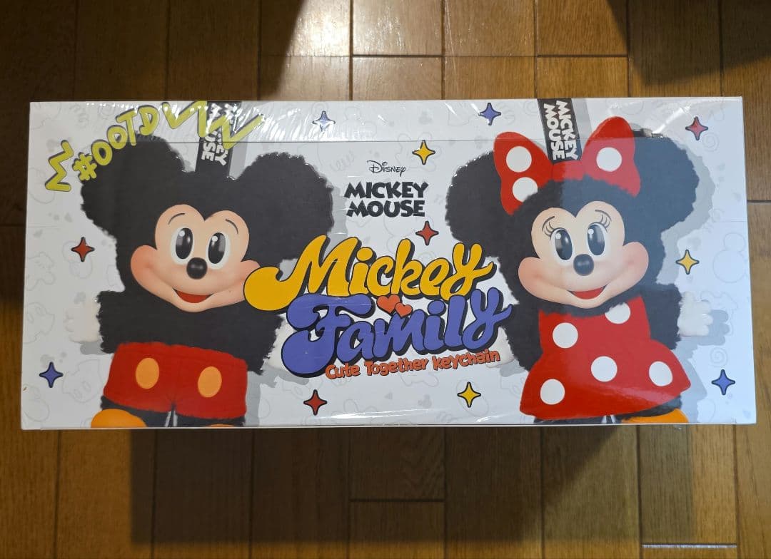 新品♡国内完売POPMARTディズニーキーチェーンアソートBOX（８個入