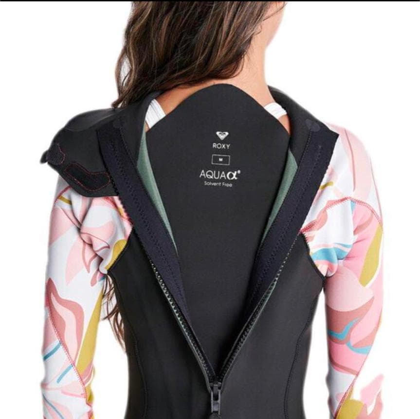 新品未使用　送料込 ロキシー 3/2 FULLSUIT　匿名発送可能