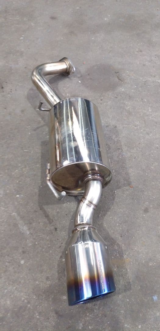 トヨタ　ヴィッツ G 's NCP131車検対応マフラー