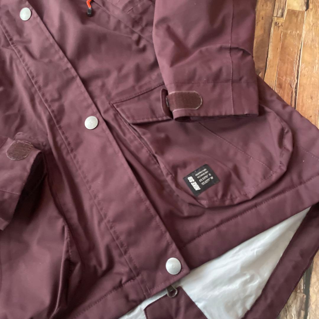 スノー仕様のNIKE SBジャケットHUDSON PARKAナイキSB(M)