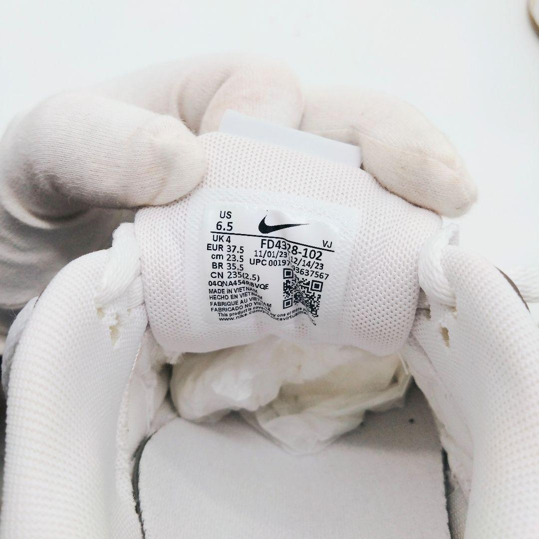 ナイキ ウィメンズ エアマックス 90 LV8 23.5cm　685