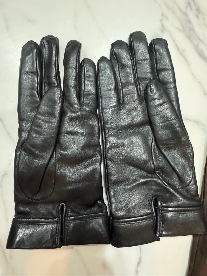超美品！GUCCI ブラックレザー手袋 7.5 保存袋付き