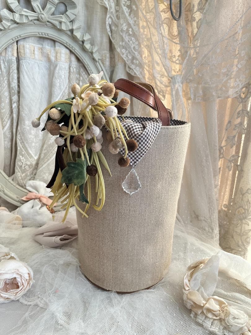 【美品】刺繍作家　森れい子さんのバケツ型バッグ/ 花コサージュ付き