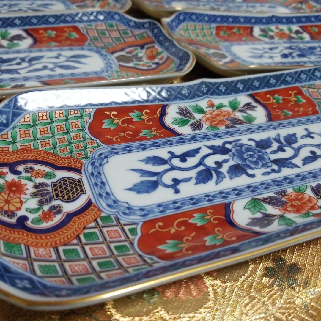 【未使用】　◆ 有田焼 ◆　明宝窯 　染付間取花文　金彩古伊万里 八角長皿揃