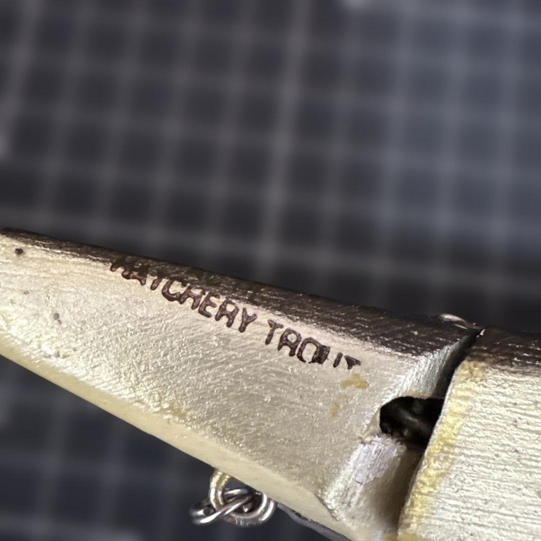 ACプラグ ハッチェリートラウト　オールド