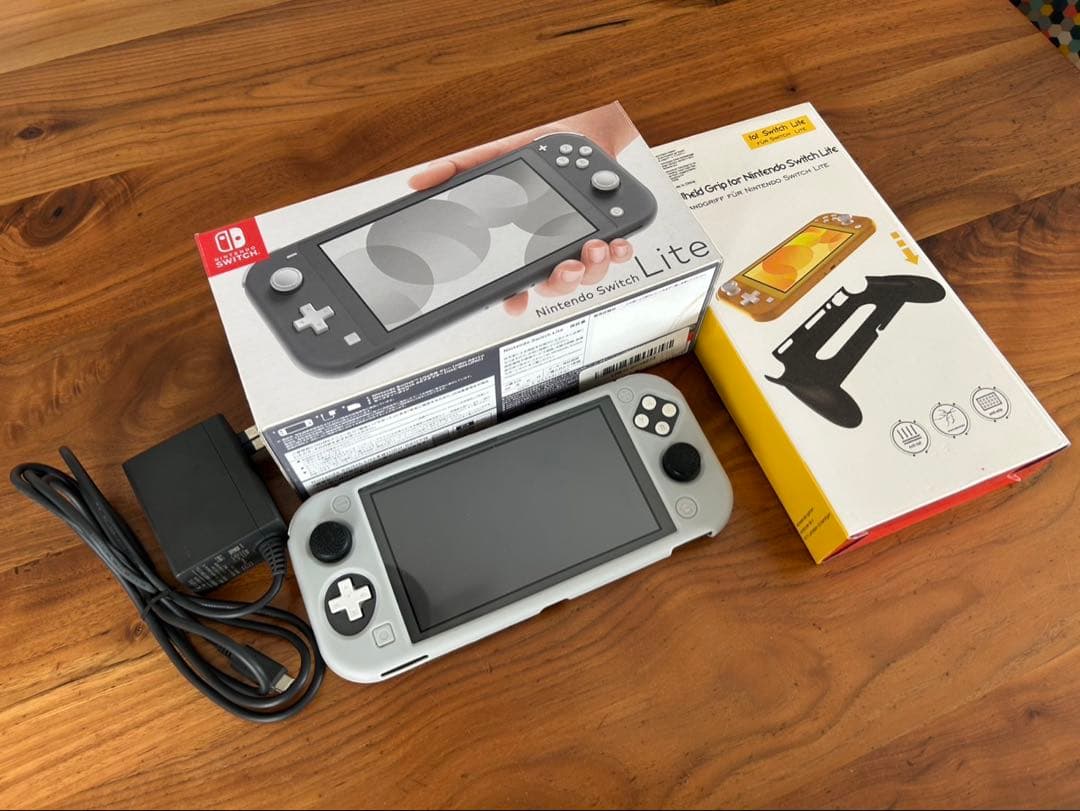 Switch Lite ライト本体　グレー　おまけ付き