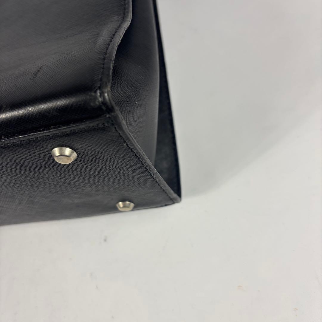 Burberry‘s フォーマルバッグ　ビジネスバッグ　レザー　ブラック