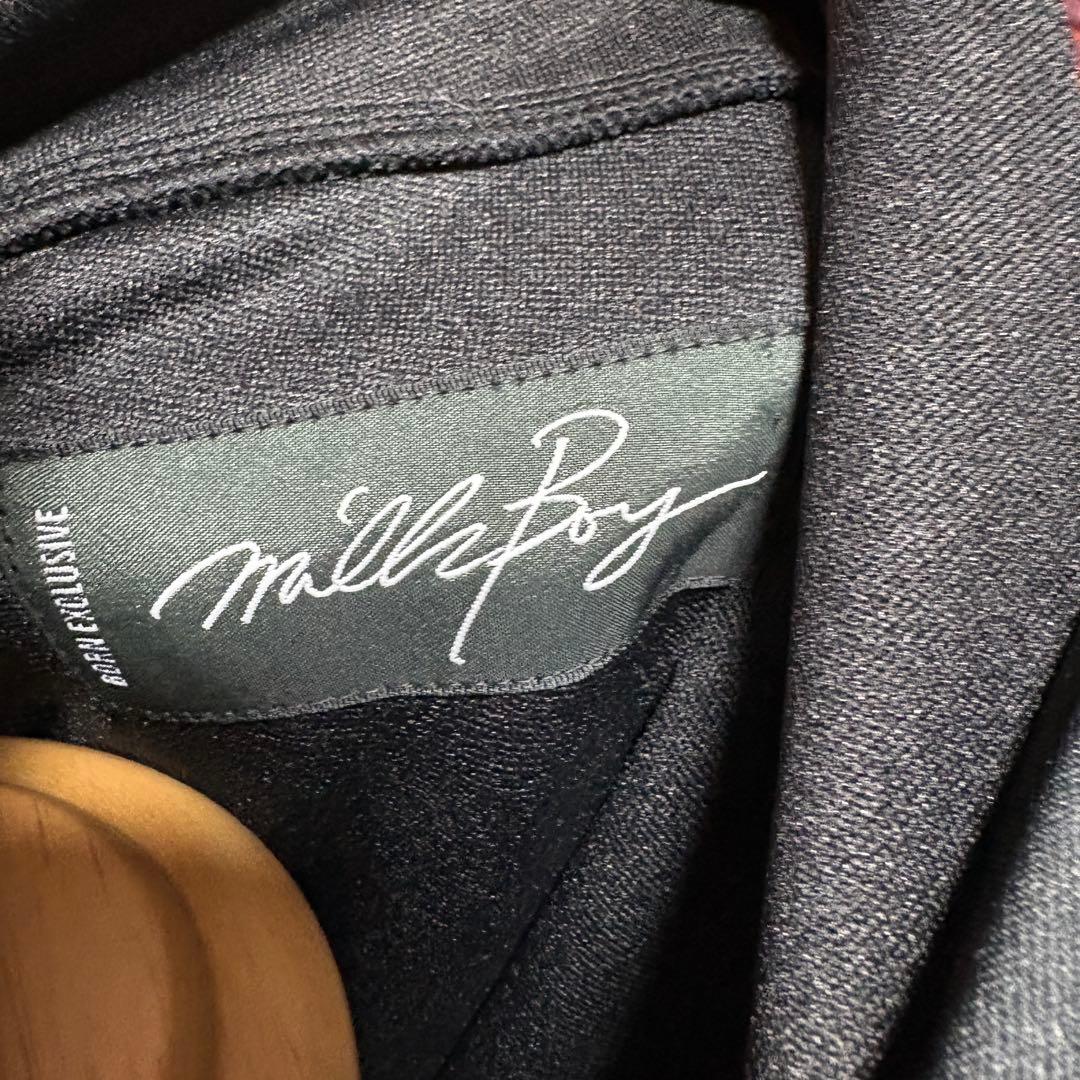 MILKBOY ミルクボーイ　MYSTERY TIME パーカー