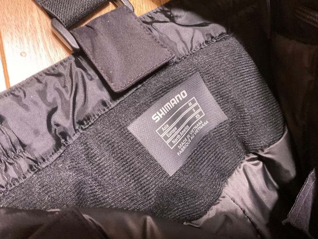 シマノ デュラスト ウォーム レインスーツ　防寒　ウインター