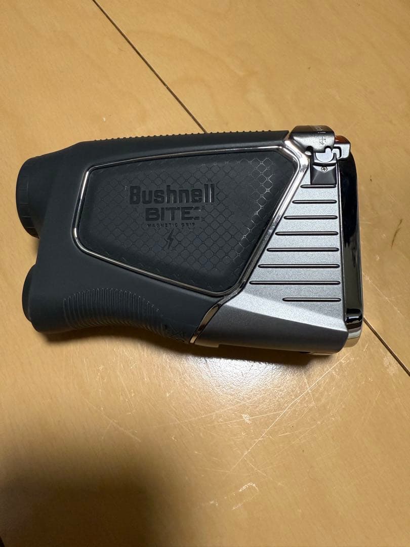Bushnell プロX3 ジョルトゴルフ用距離計とケース