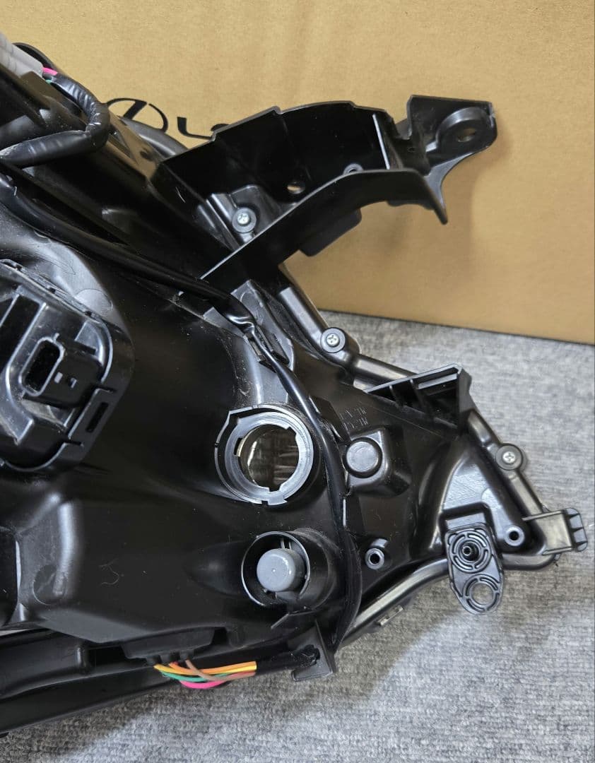 スペーシア 左ヘッドライト