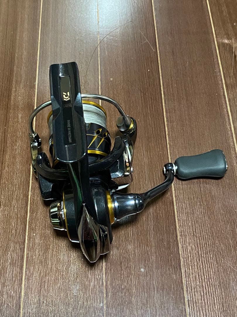 DAIWA CALDIA FC LT 2000S スピニングリール