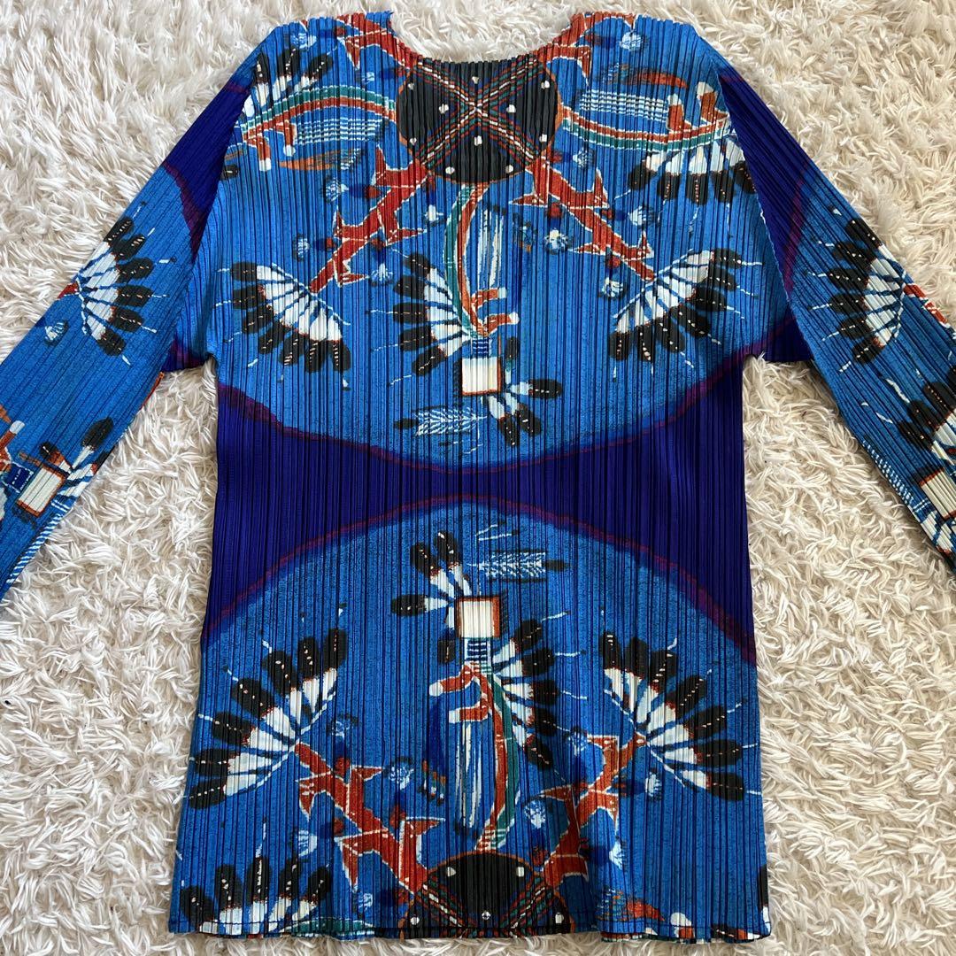 【PLEATS PLEASE 】イッセイミヤケ　プリーツ加工 長袖Tシャツ
