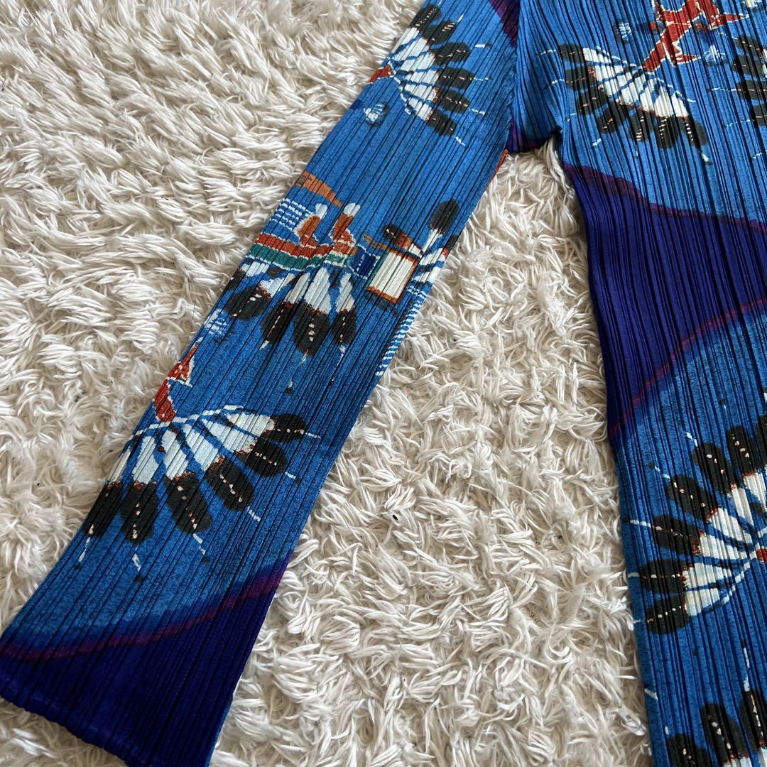 【PLEATS PLEASE 】イッセイミヤケ　プリーツ加工 長袖Tシャツ