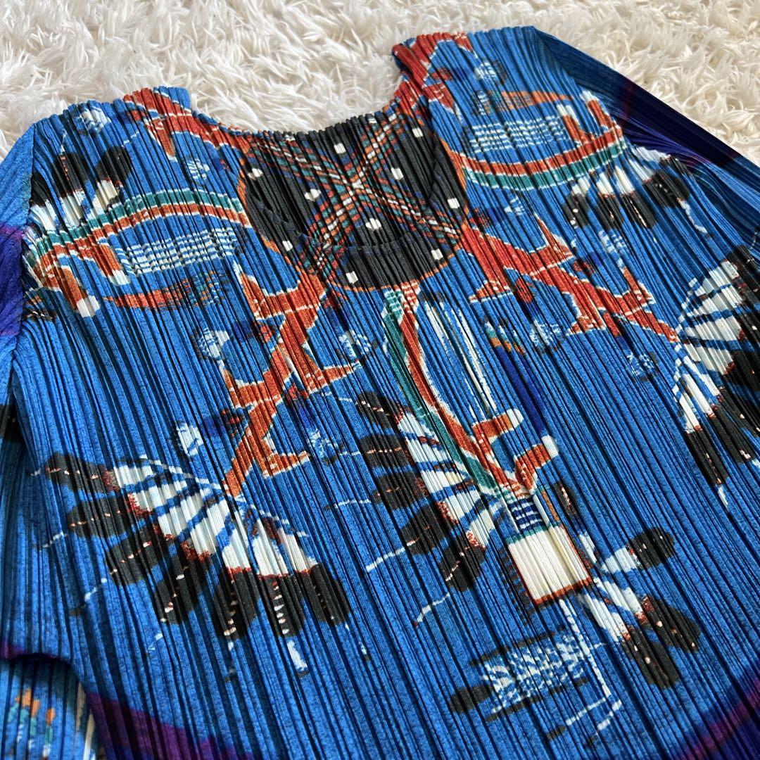【PLEATS PLEASE 】イッセイミヤケ　プリーツ加工 長袖Tシャツ