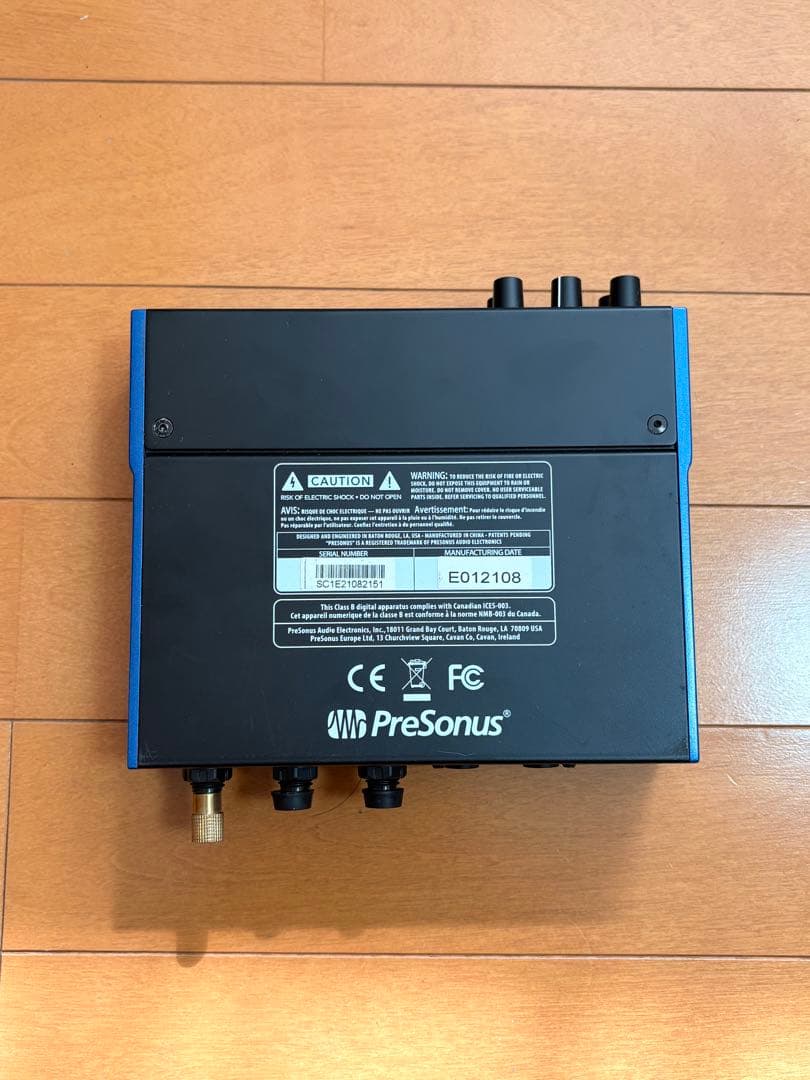 PreSonus Studio 24c インターフェイス　箱、ケーブル付属