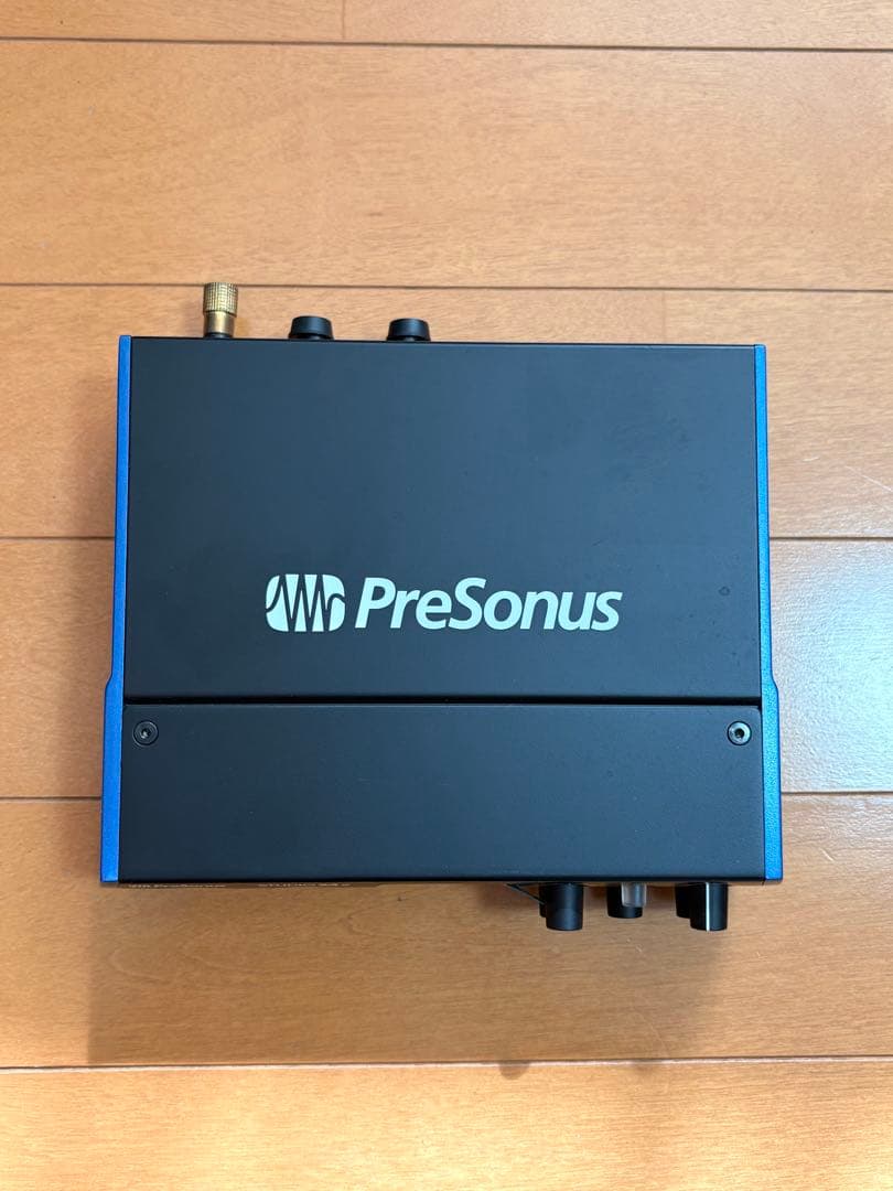 PreSonus Studio 24c インターフェイス　箱、ケーブル付属