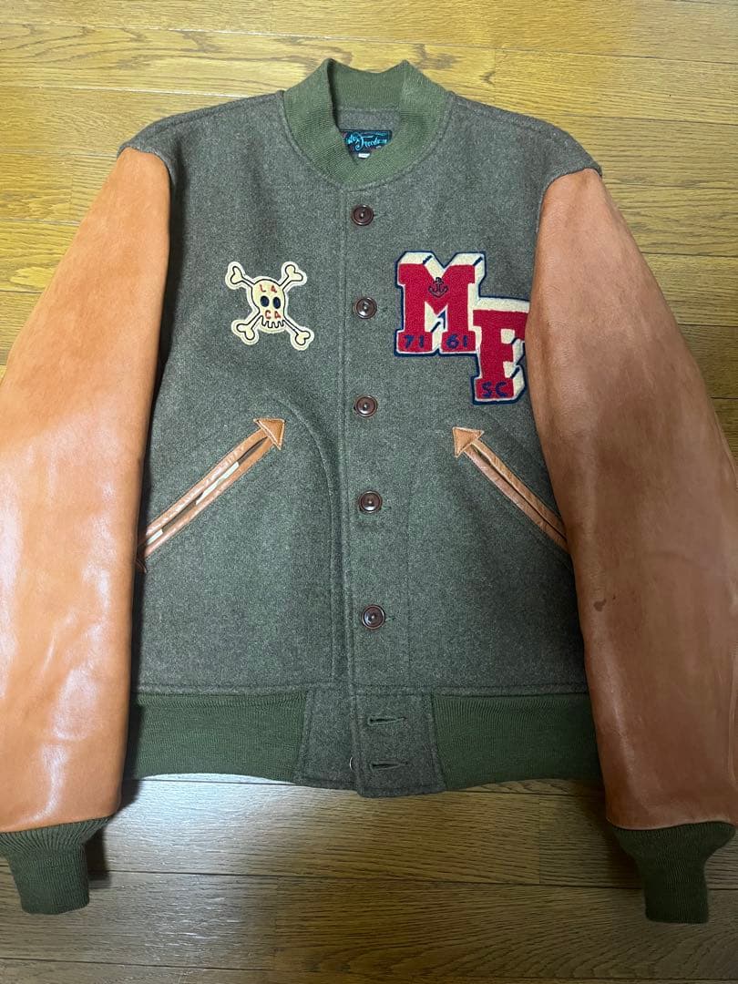 l*n様 【激レア】定価10万以上⭐︎ミスターフリーダム　スタジャン　サイズ42