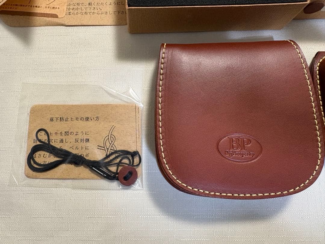 BP 日本製　牛革　二つ折り財布　ケース　　新品　ブラウン