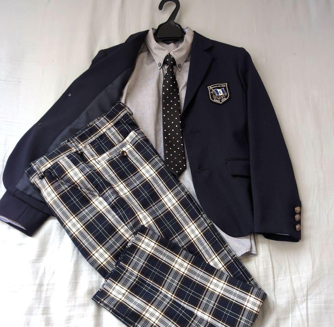 ■美品■コムサイズム■男の子フォーマルスーツ【150】■卒業式■