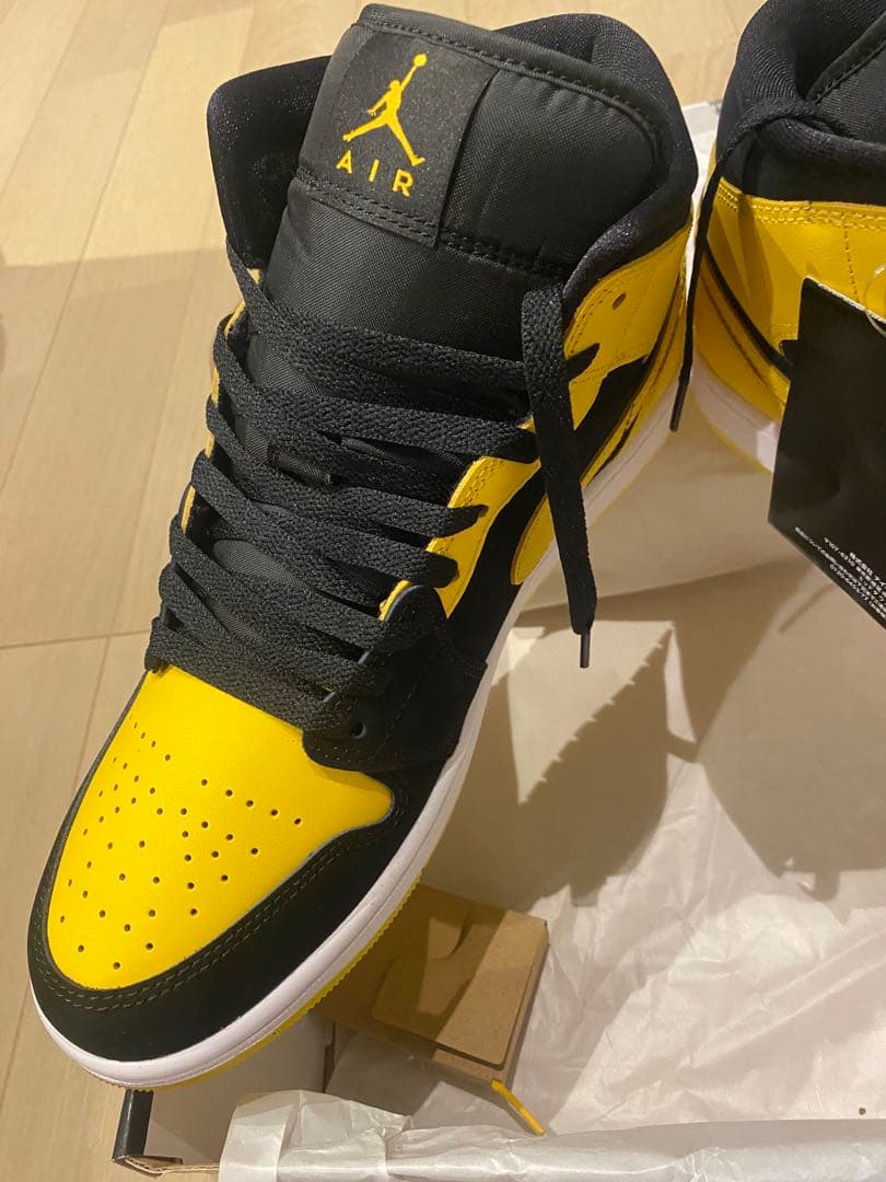 AIR JORDAN 1 MID SE ブラック/イエロー UK9